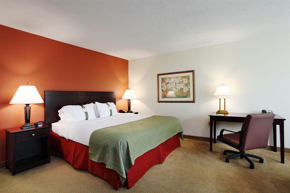 Holiday Inn Knoxville West - Cedar Bluff, An Ihg Hotel Номер фото